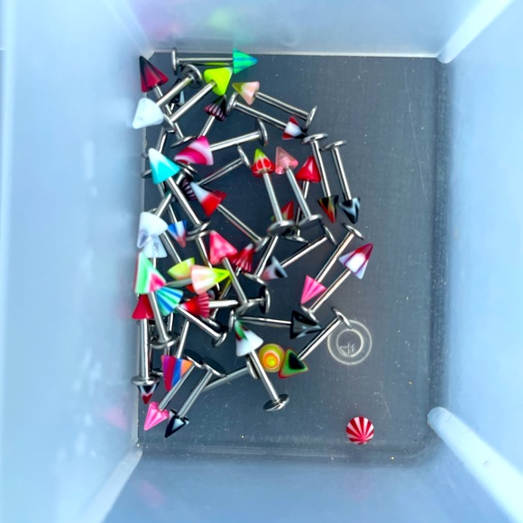 Bundle of 20 NEW lip ring - Picture 1 of 1